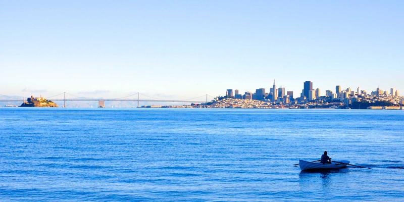 如何为本地服务型企业构建高转化率的网站建设与品牌推广方案